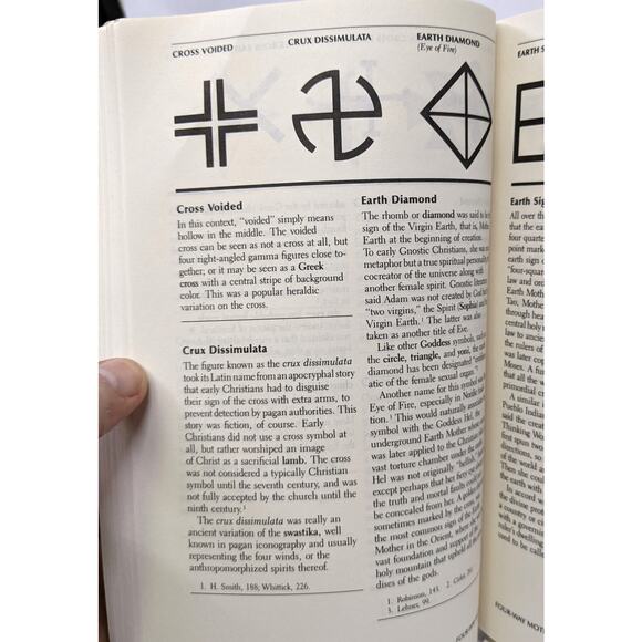 The Woman's Dictionary of Symbols & Sacred Objects Barbara G. Walker - Picture 4 of 8